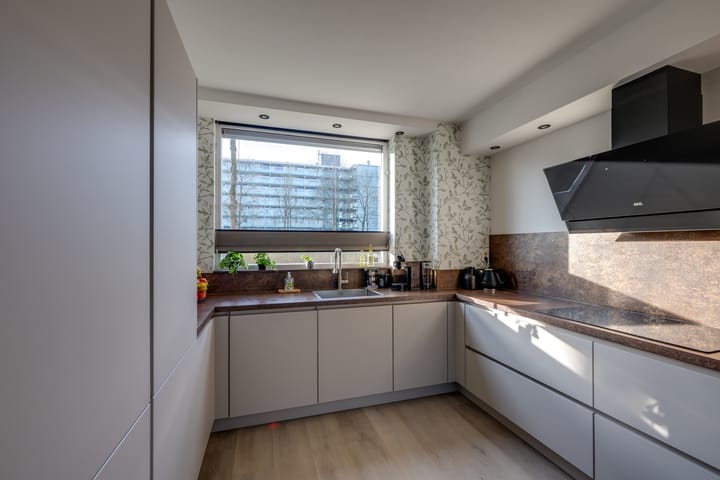 Foto 15 van Neerpeltstraat 44