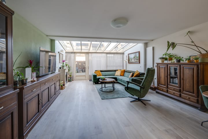 Foto 2 van Neerpeltstraat 44