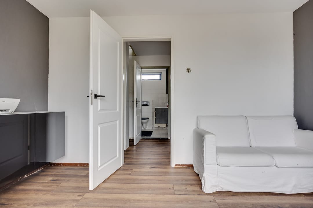 Photo 17 of Anna van Saksenlaan 4