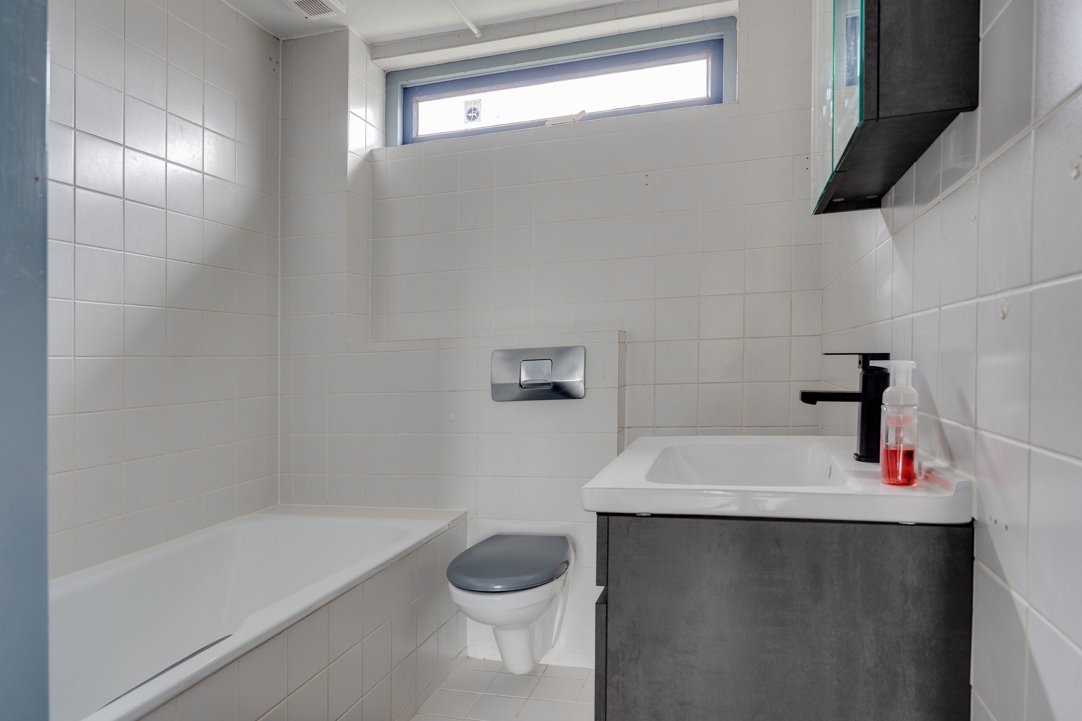 Photo 18 of Anna van Saksenlaan 4