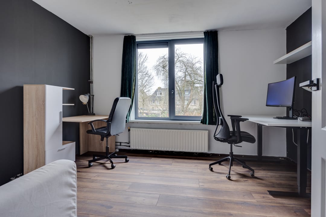 Photo 16 of Anna van Saksenlaan 4