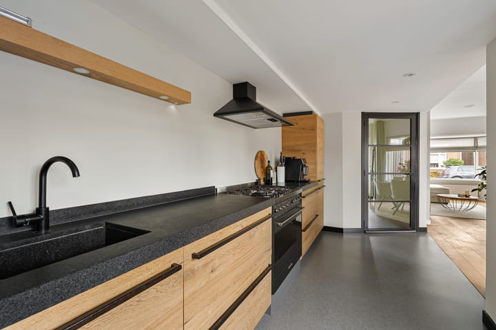 Photo 15 of Jacob Hepkemastraat 11