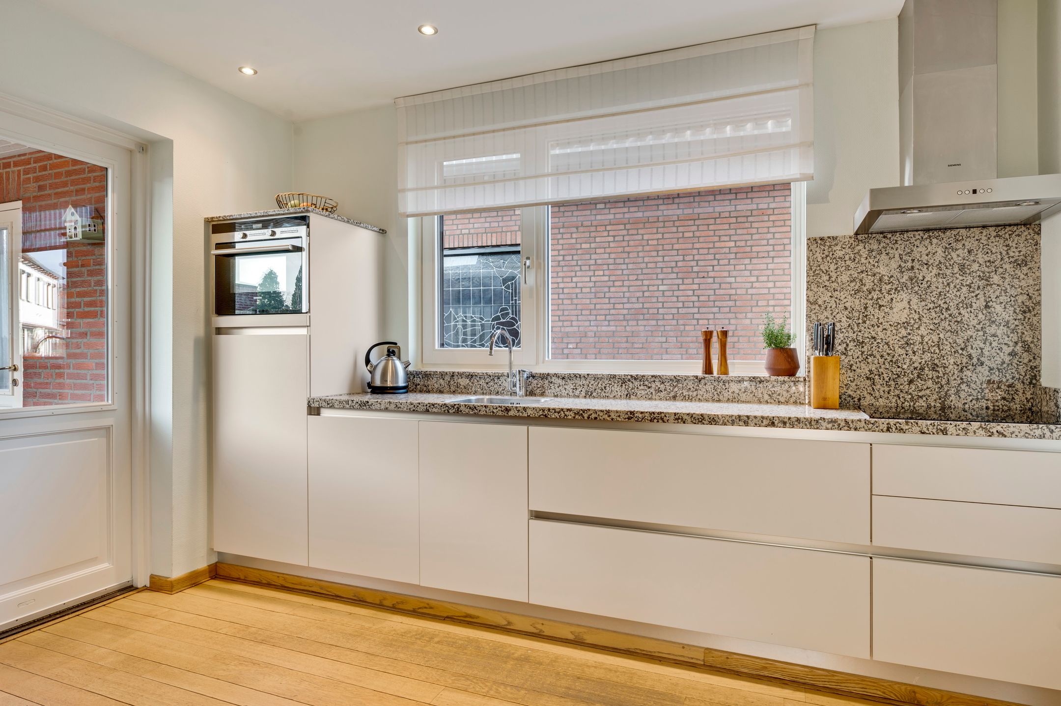 Foto 12 van Maasheuvel 37