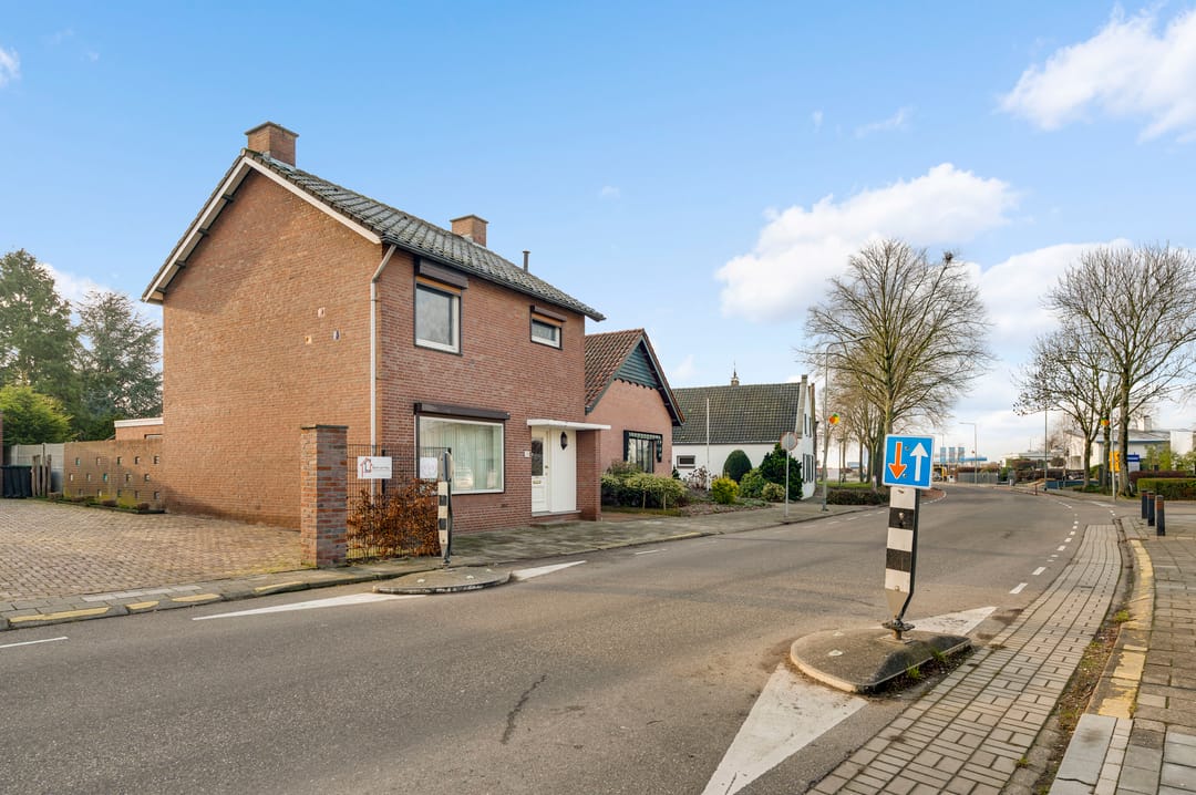 Foto 41 van Maasheuvel 37