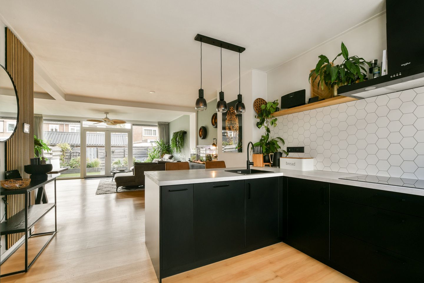 Foto 10 van Essenlaan 11