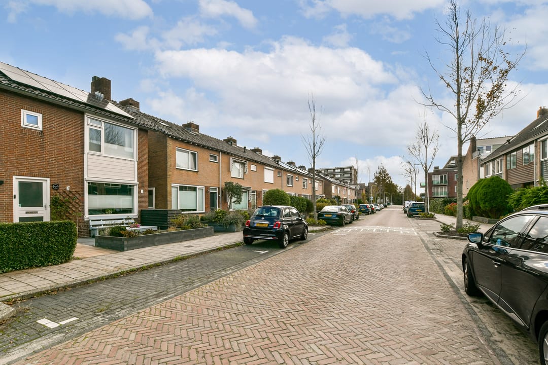 Foto 26 van Essenlaan 11