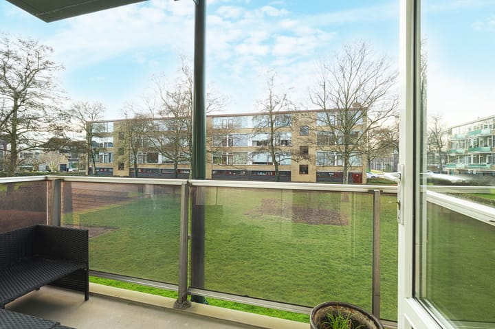 Photo 20 of Van Anrooystraat 387