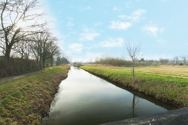 Photo 29 of Van Anrooystraat 387