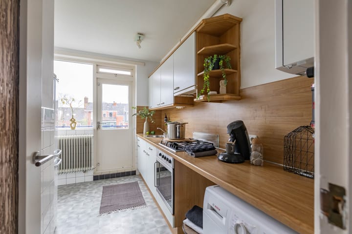 Foto 11 van Admiraal de Ruyterlaan 28-F