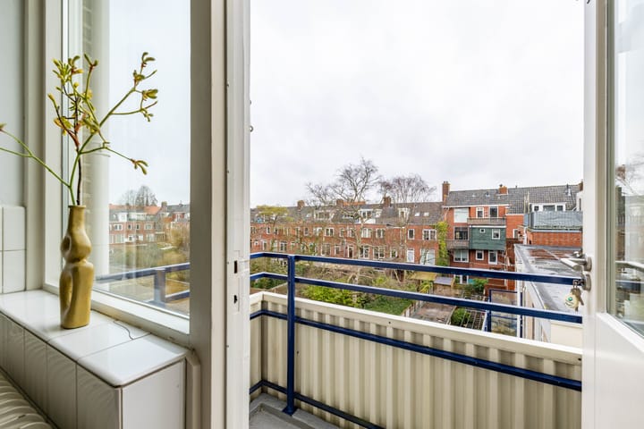 Foto 15 van Admiraal de Ruyterlaan 28-F