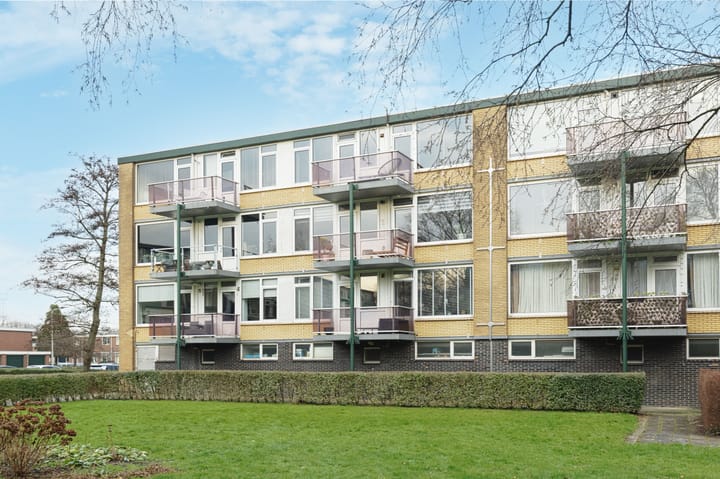 Photo 26 of Van Anrooystraat 387