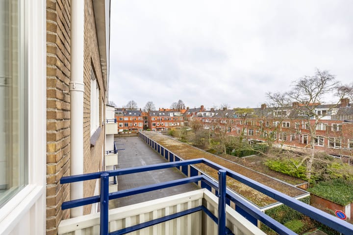 Foto 16 van Admiraal de Ruyterlaan 28-F