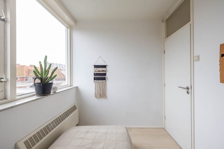 Foto 32 van Admiraal de Ruyterlaan 28-F