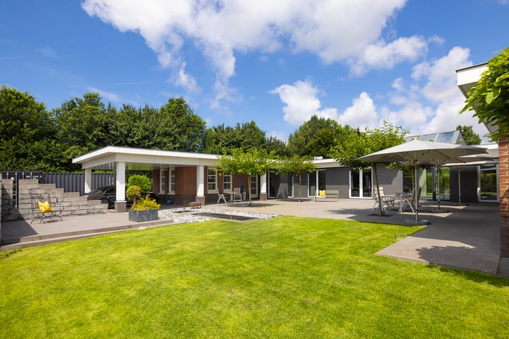 Photo 2 of Vijverbos 20