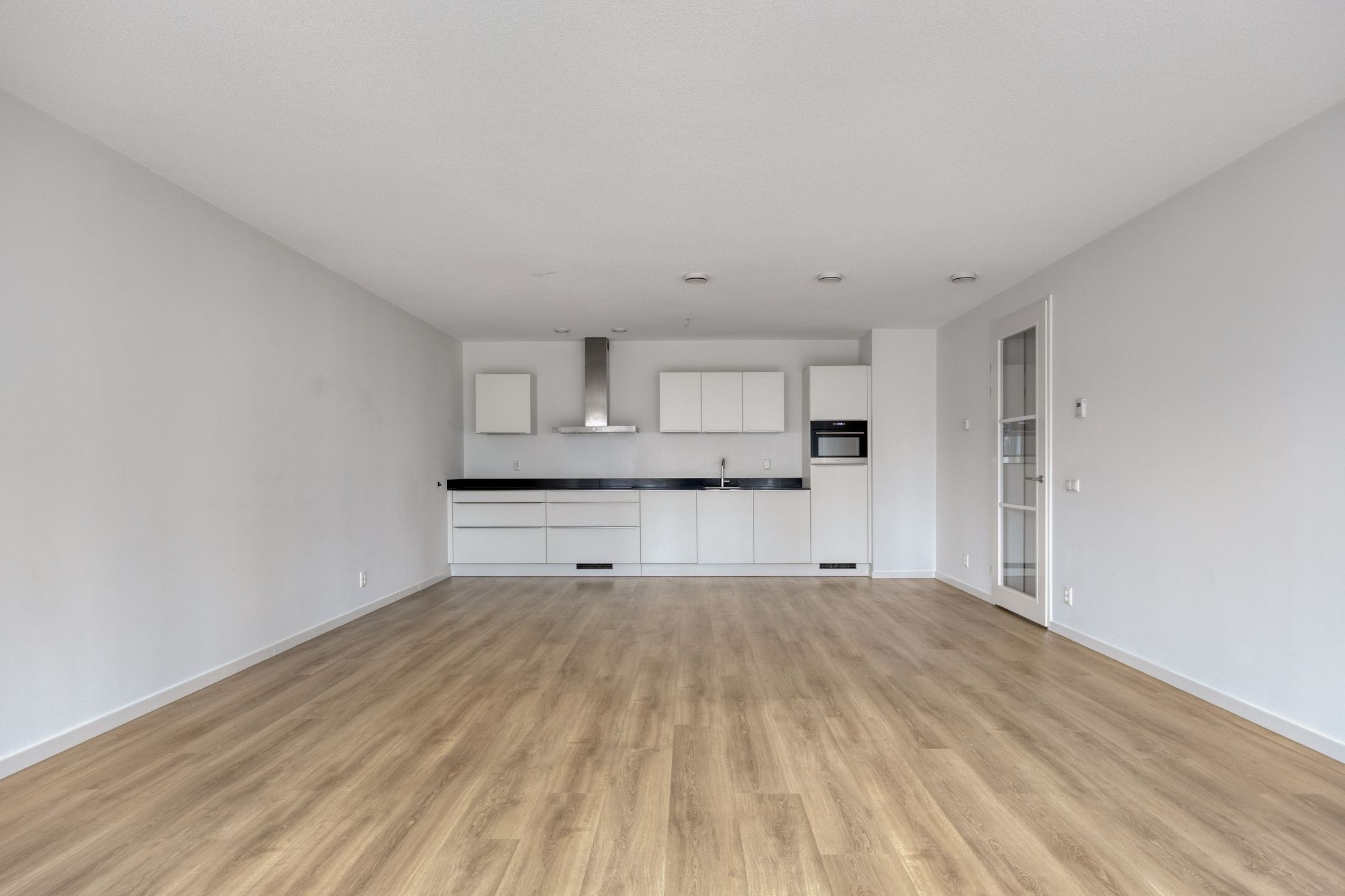 Photo 3 of Mangoweg 175