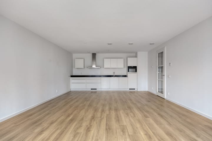 Photo 3 of Mangoweg 175