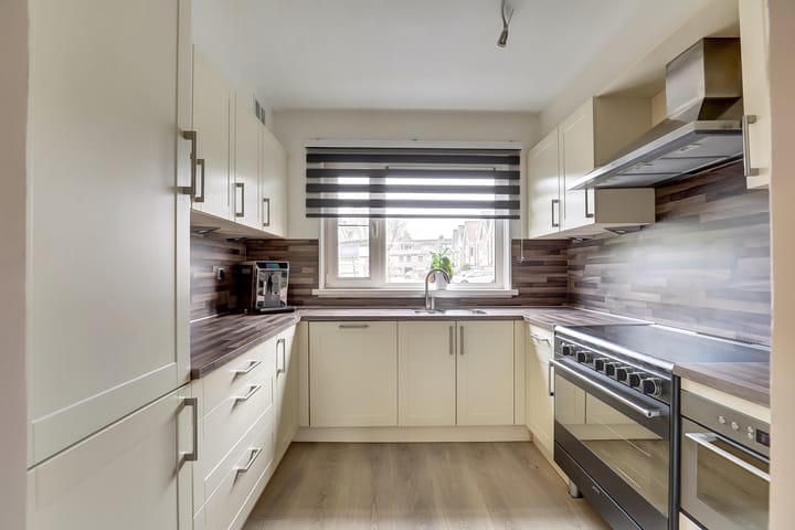 Foto 4 van Ranonkel 16