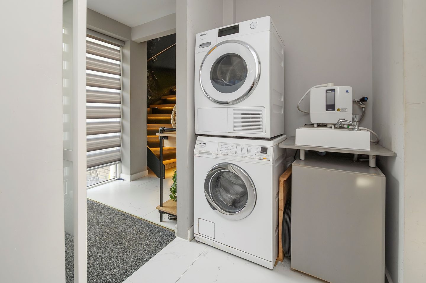 Photo 14 of Menuetstraat 31