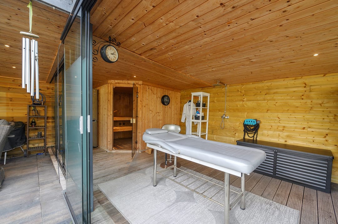 Photo 32 of Menuetstraat 31