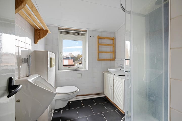 Photo 17 of Kanaal B ZZ 165-I