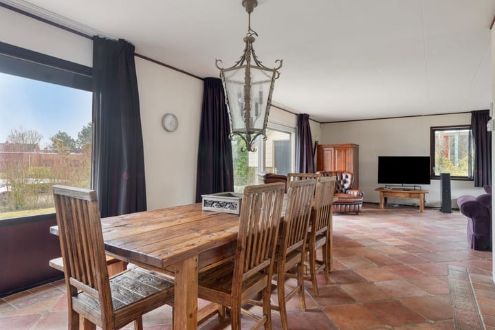 Photo 9 of Vogelzand 2307