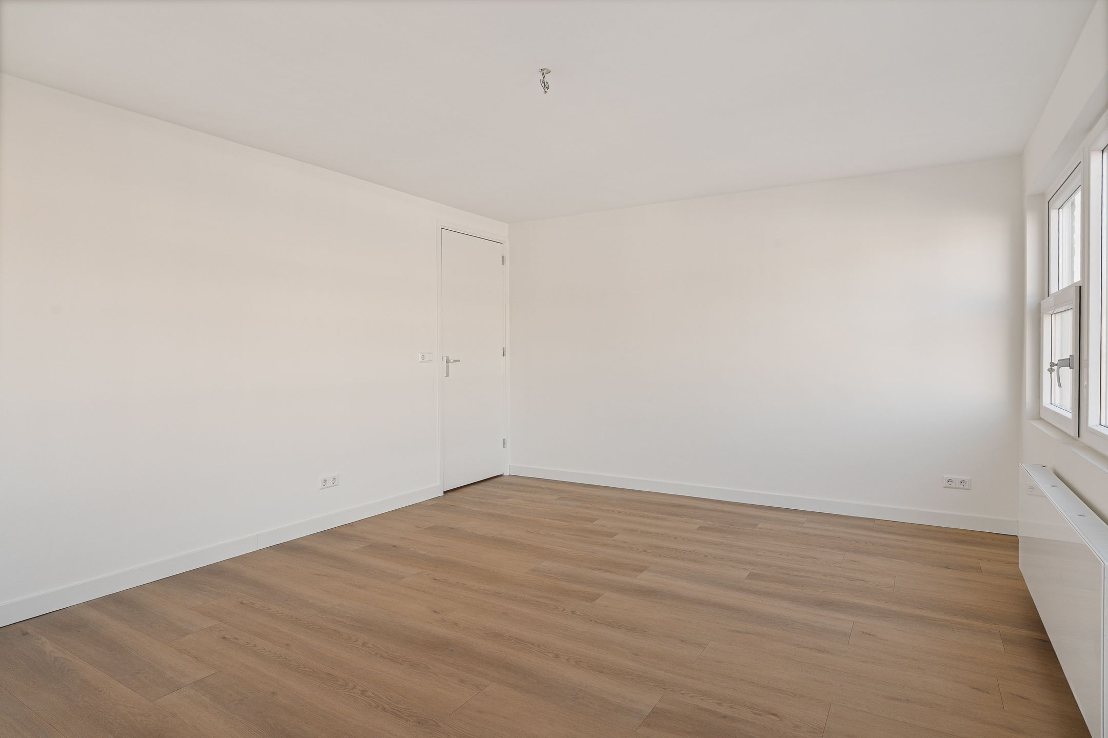 Foto 24 van Von Leibnizstraat 2-B