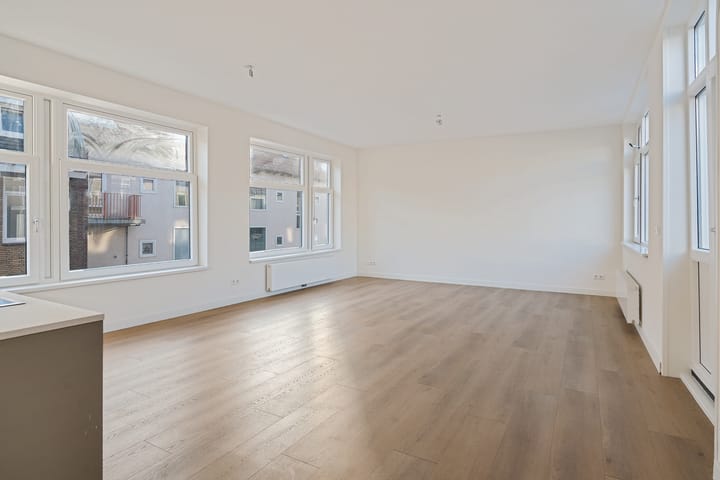Von Leibnizstraat 4-A