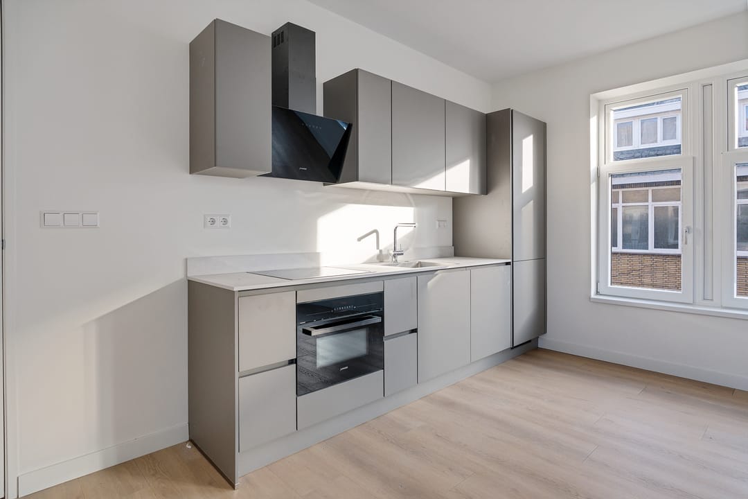 Foto 2 van Von Leibnizstraat 4-A