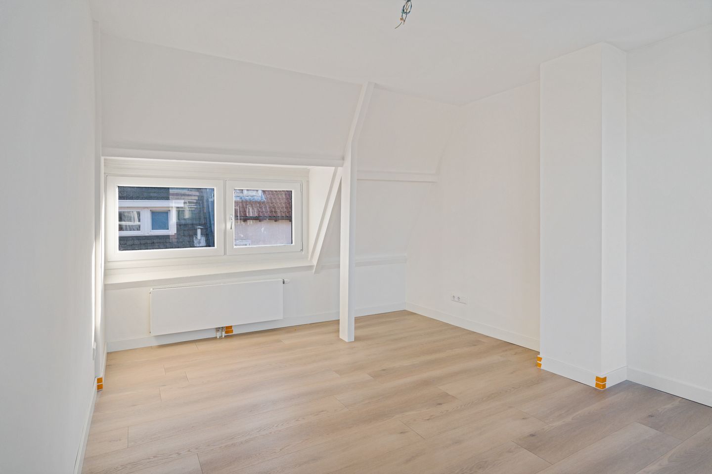 Foto 25 van Von Leibnizstraat 4-A