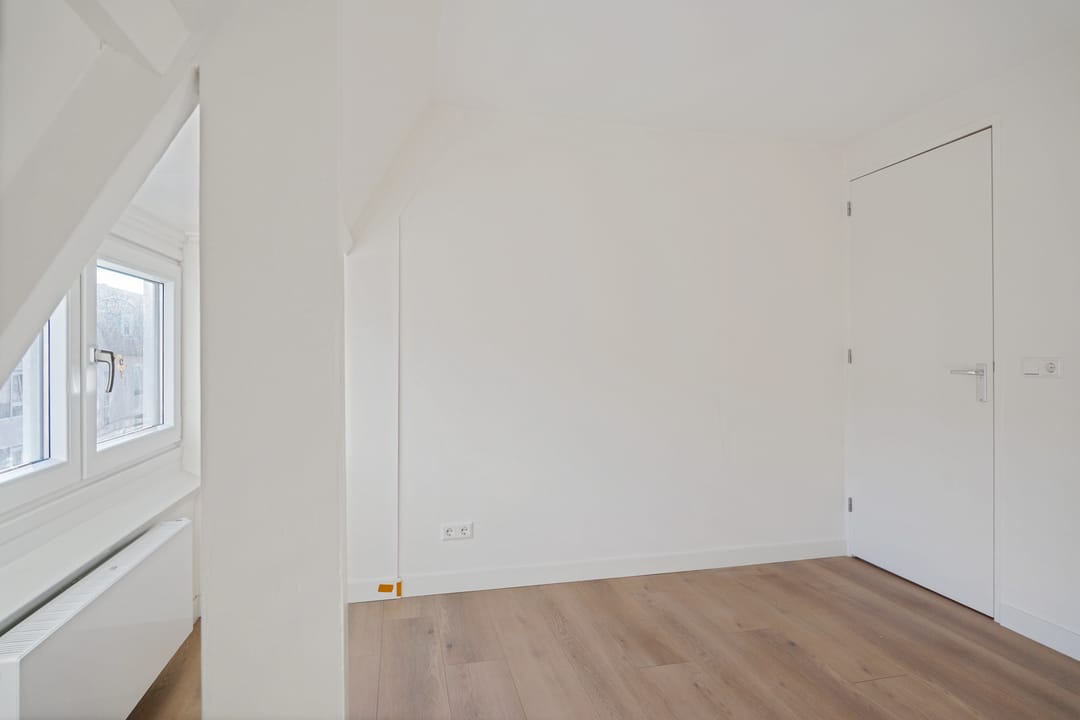 Foto 26 van Von Leibnizstraat 4-A