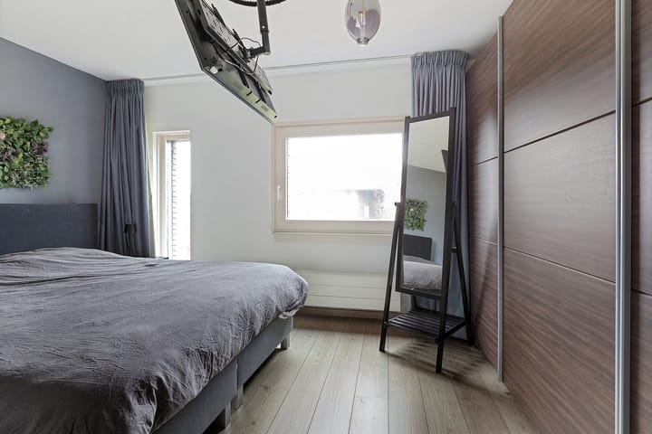 Foto 18 van Stoomlederplein 23