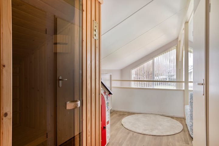 Photo 20 of Veerse Meerdreef 50