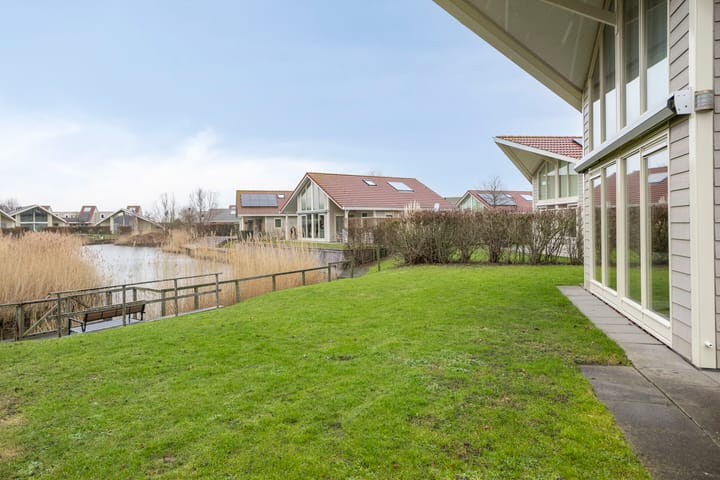 Photo 2 of Veerse Meerdreef 50