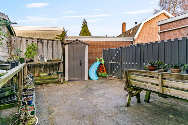 Photo 4 of Machinistenstraat 6