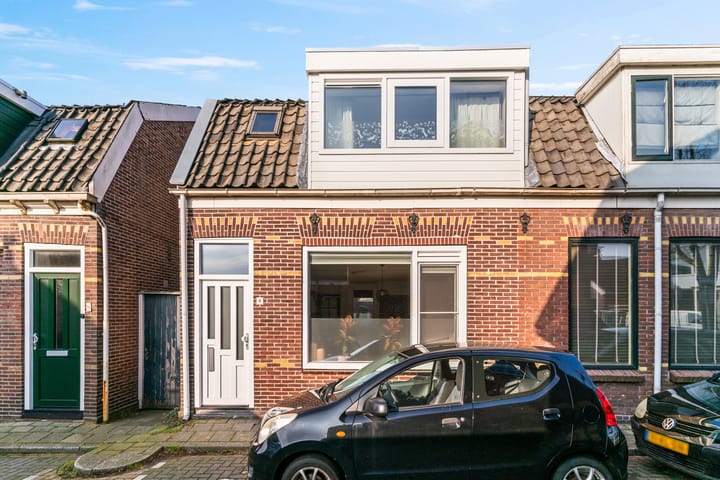 Photo 22 of Machinistenstraat 6