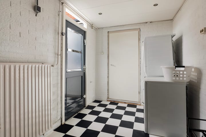 Photo 19 of Simke Kloostermanstrjitte 27