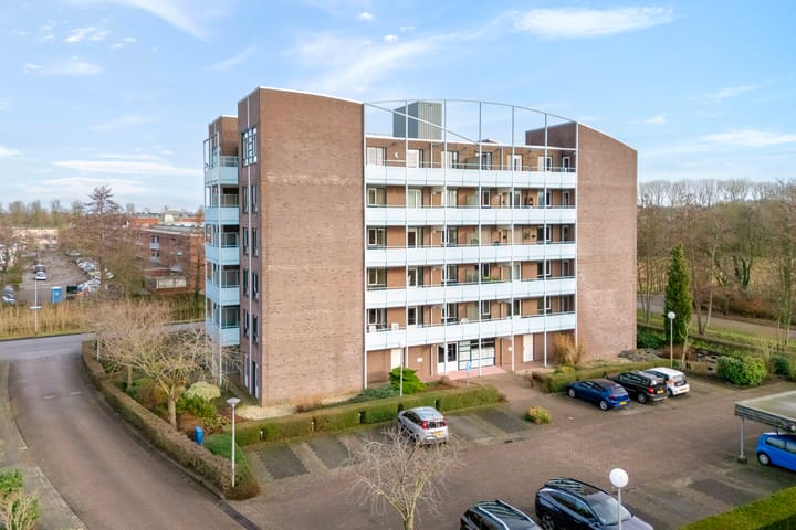 Photo 3 of Von Piekartzmarke 66