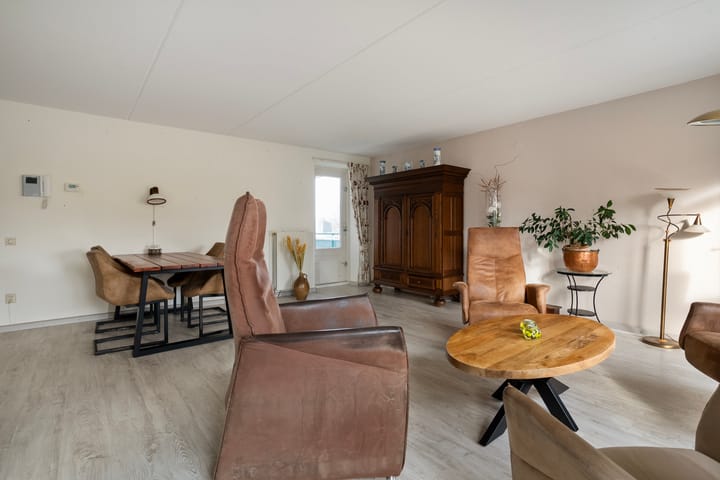 Photo 18 of Von Piekartzmarke 66