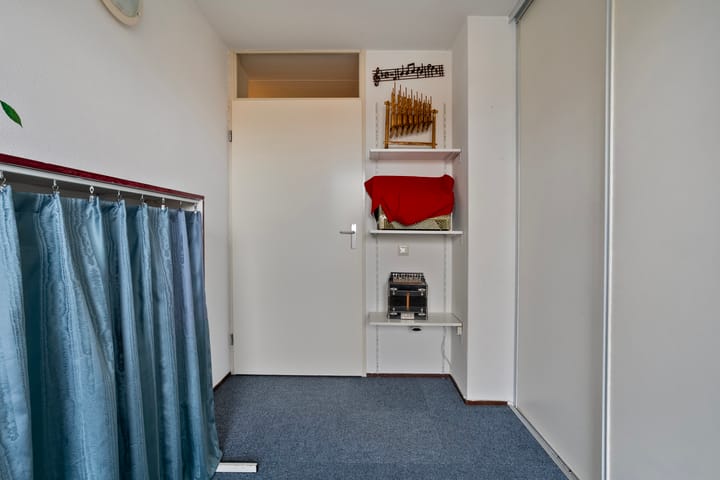 Photo 26 of Von Piekartzmarke 66