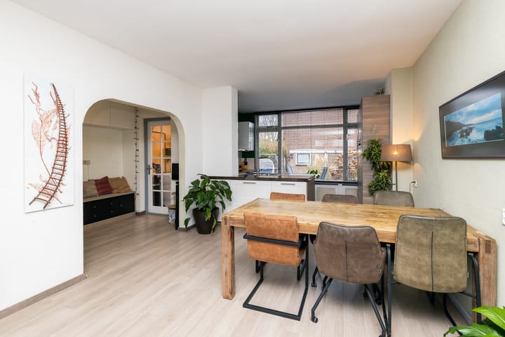 Photo 13 of Rozemarijn 85