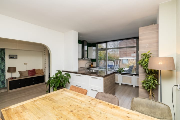 Photo 17 of Rozemarijn 85