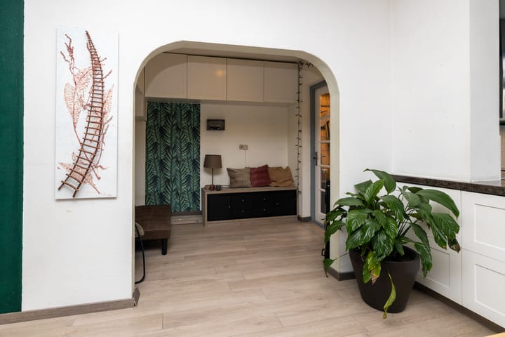 Photo 20 of Rozemarijn 85