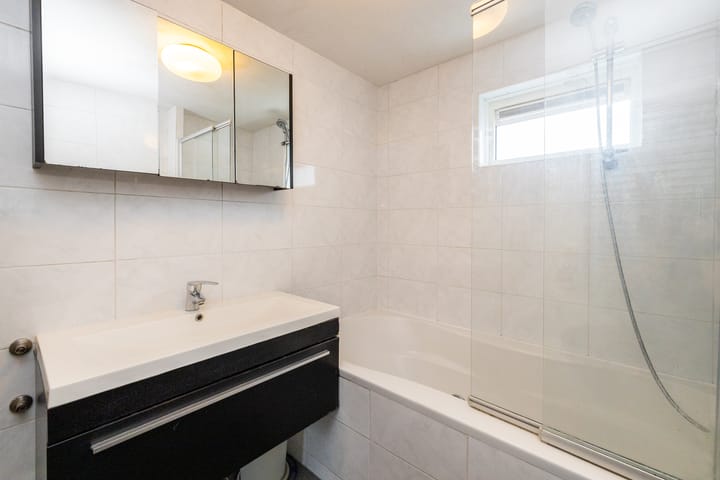 Photo 29 of Rozemarijn 85