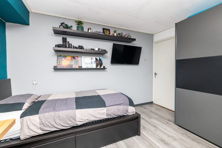 Photo 34 of Rozemarijn 85