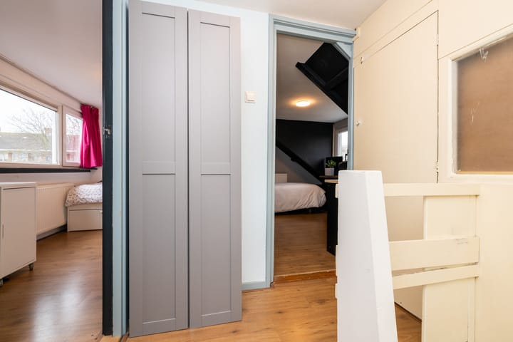 Photo 36 of Rozemarijn 85