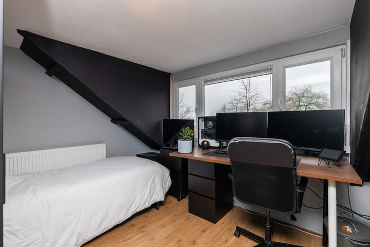 Photo 40 of Rozemarijn 85