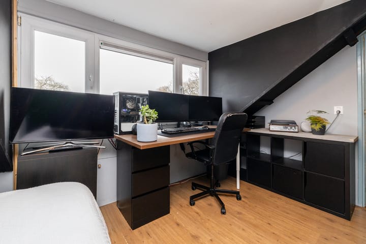 Photo 41 of Rozemarijn 85