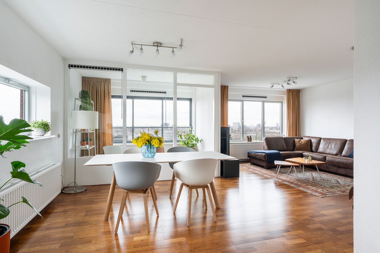 Foto 10 van Laan op Zuid 456