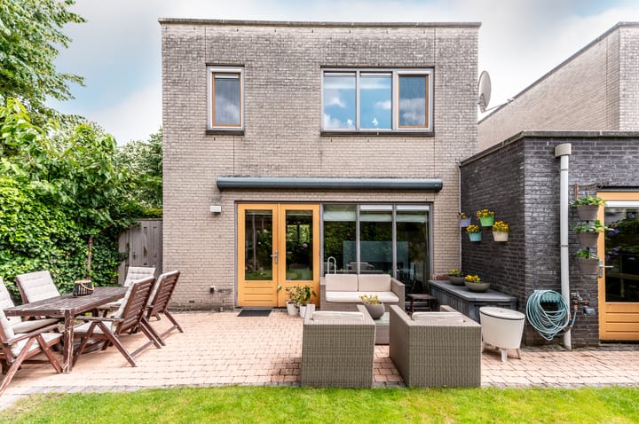 Foto 35 van Picassoweg 32