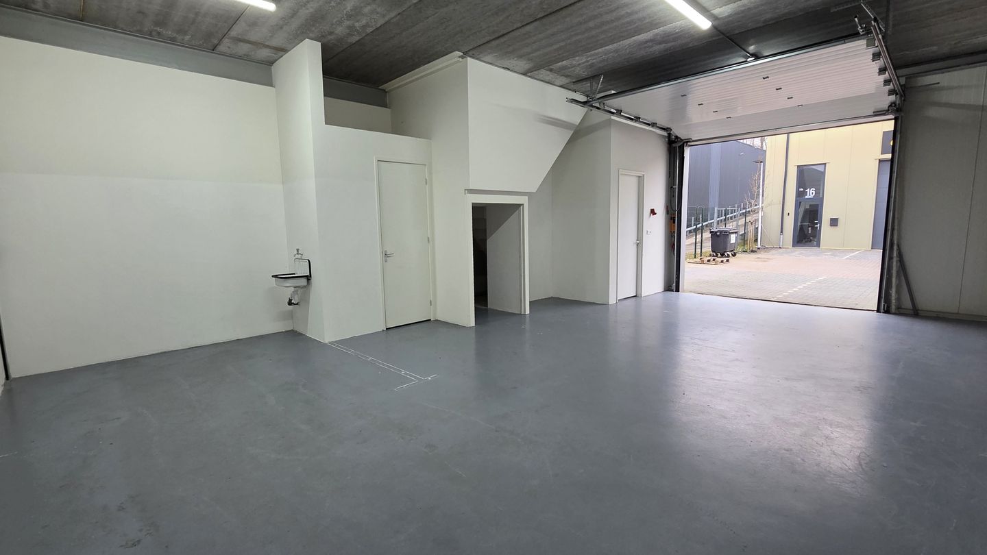 View photo 2 of Bolderweg 18-B15